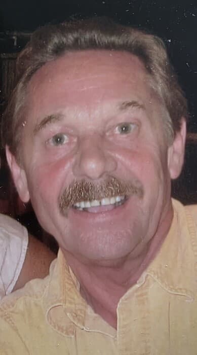 Lanny Ross Holmen